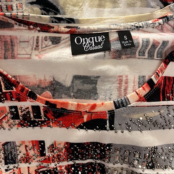 Onque Casuals blouse with rhinestones - Picture 6 of 7